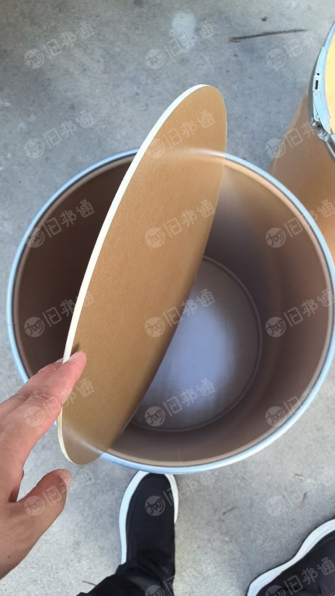 出售大纸筒,高度50cm,直径40cm
