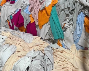 出售秋衣秋裤，棉T,杂色可以做擦机布用