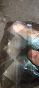 出售废旧偏光片，PET膜，手机厂下来的，双面带胶，现货100吨