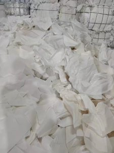 出售奶白pp膜废料