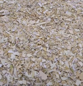 出售PVC墙板破碎料，PVC扣板破碎料