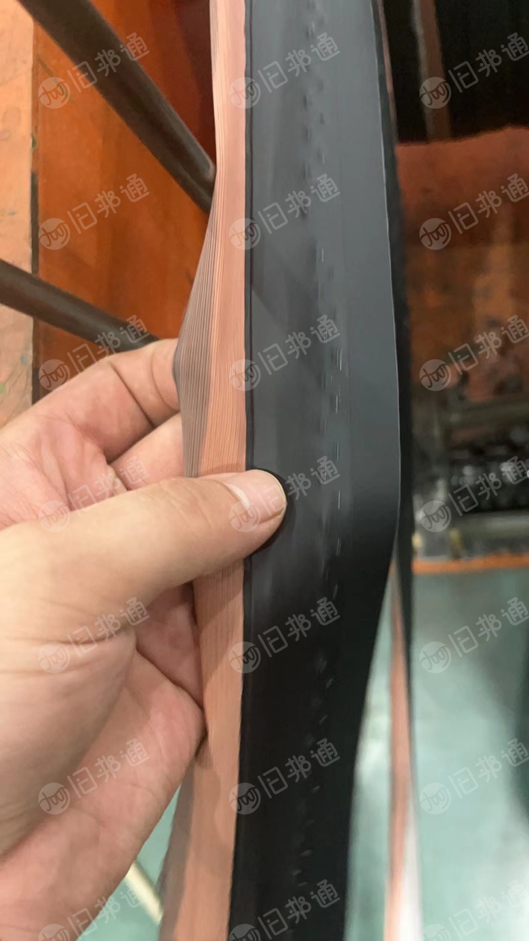 长期出售PVC人造革下脚料,月供150-200吨