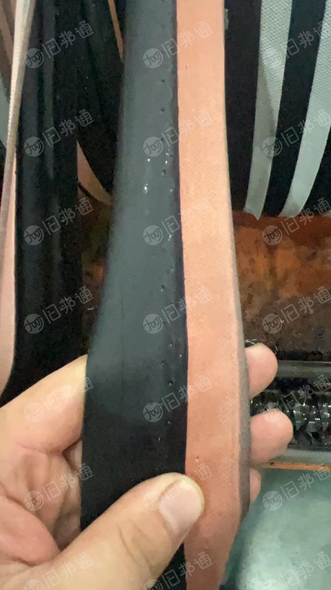 长期出售PVC人造革下脚料,月供150-200吨