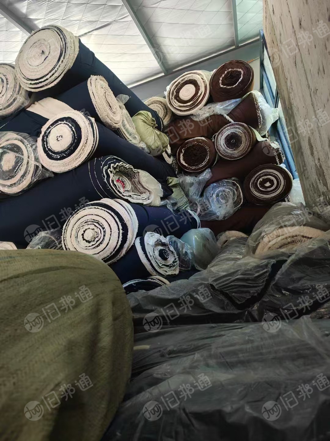 出售针织华夫格复合舒棉绒门幅183,现货25吨,货在浙江杭州
