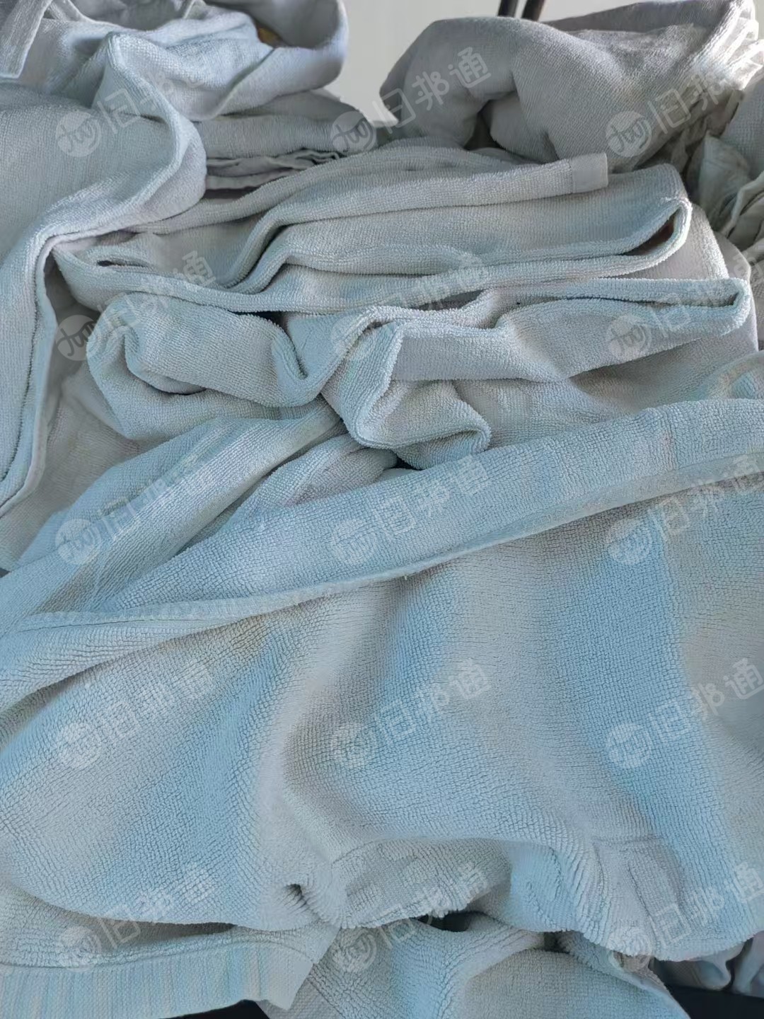 出售酒店布草,毛巾,浴巾,白棉t,已经打在一起了,现货有五六吨