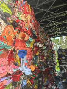 出售花丙压块，黑丙压块，现货各一挂车