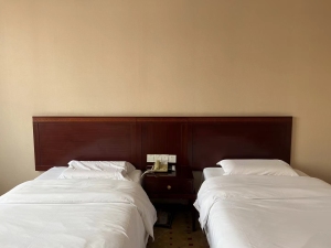 回收酒店报废布草，酒店整体打包