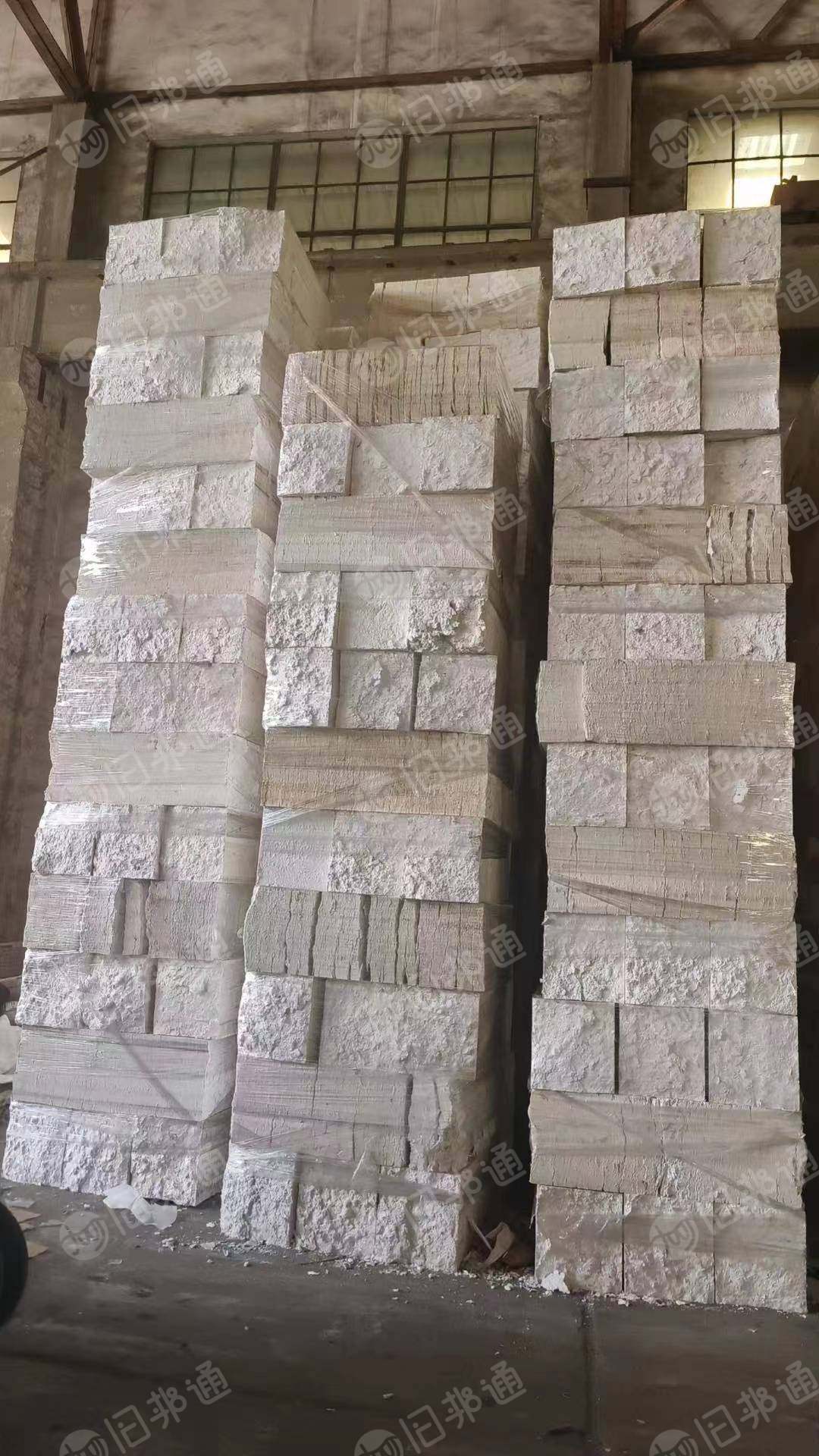 出售泡沫冷压块,社会料,冷压液压都有