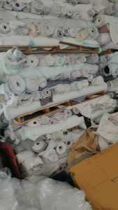 出售二等品席慕思床垫面料，现货有15吨左右，货在江苏无锡