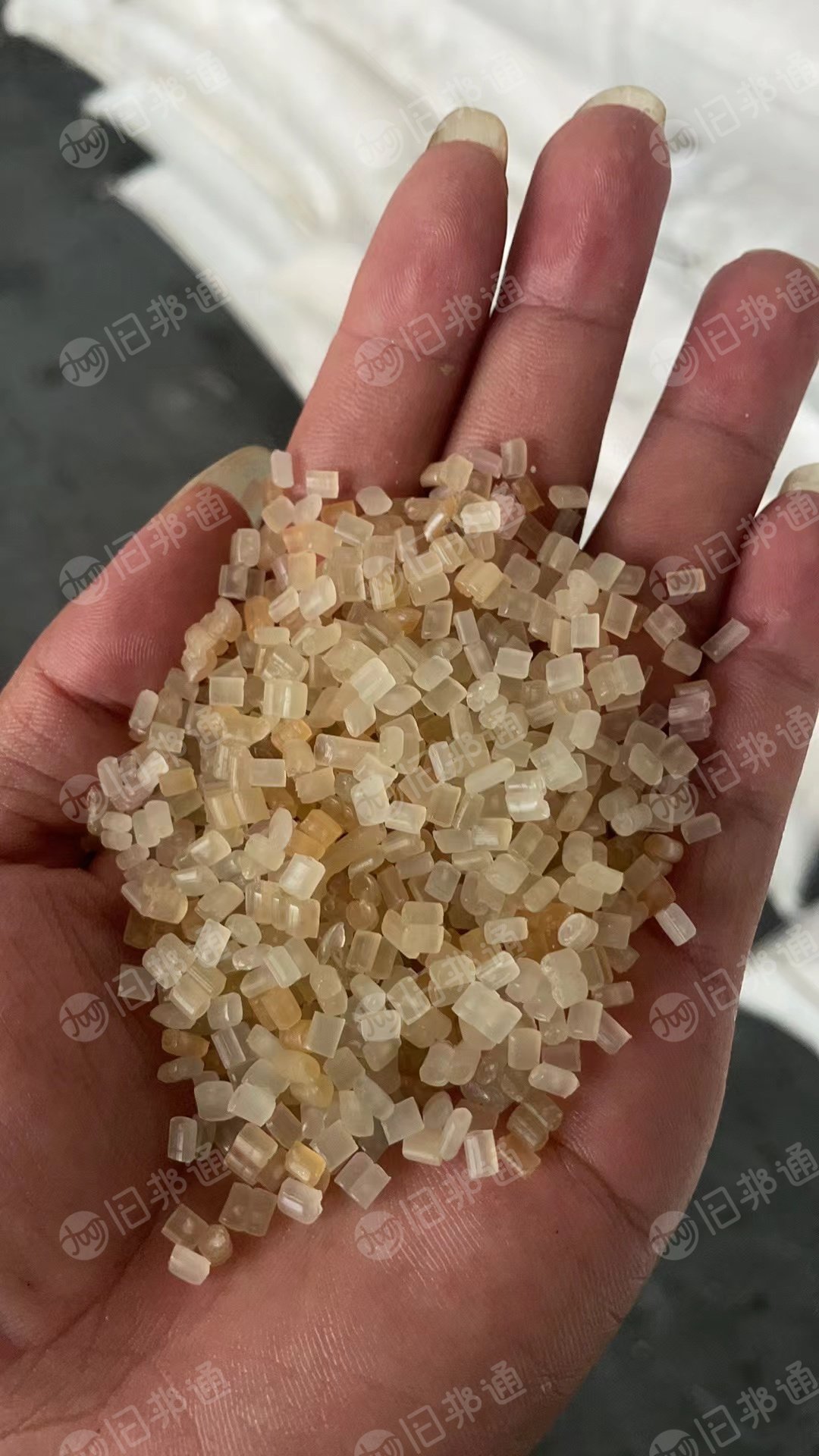 出售纯OPP颗粒,现货20吨,厂在佛山