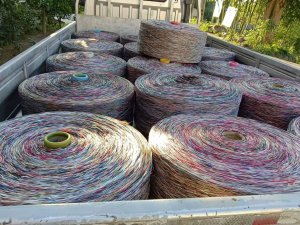 长期出售涤纶花色大盘丝，涤纶花色打绳丝，货在浙江绍兴
