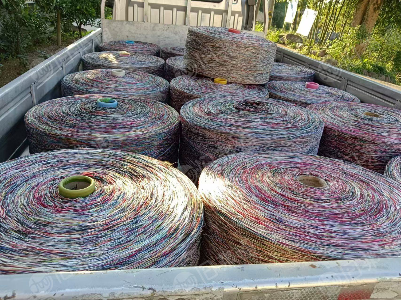长期出售涤纶花色大盘丝,涤纶花色打绳丝,货在浙江绍兴