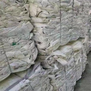 出售编织袋废料，一次性PP原料袋，现货25吨