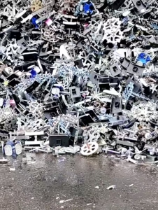 出售喷漆ABS支架废料