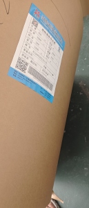 厂家处理涂布白卡纸边角料,纯白无膜,做衣服内衬板切下来的