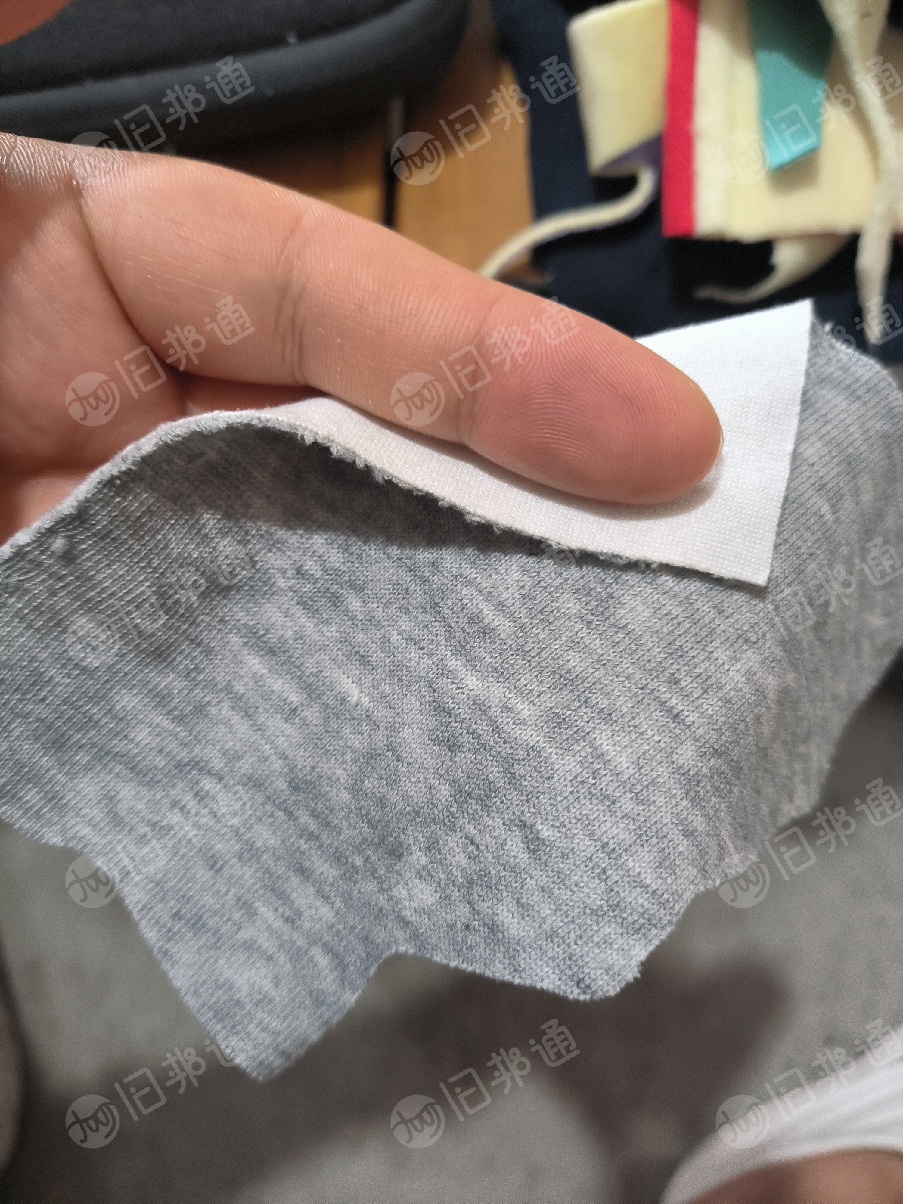 大量出售复合布,一面化纤一面涤棉,边角料