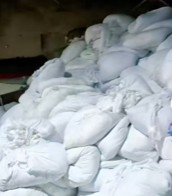 长期出售白色涤纶废布料，涤纶造粒料