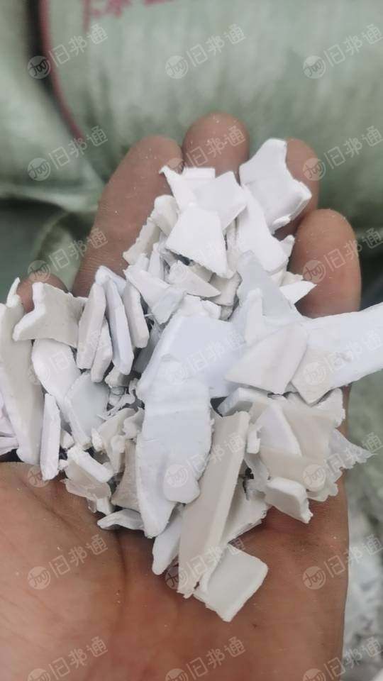 出售洗衣机破碎料,清洗过池全漂甩干,月供60吨