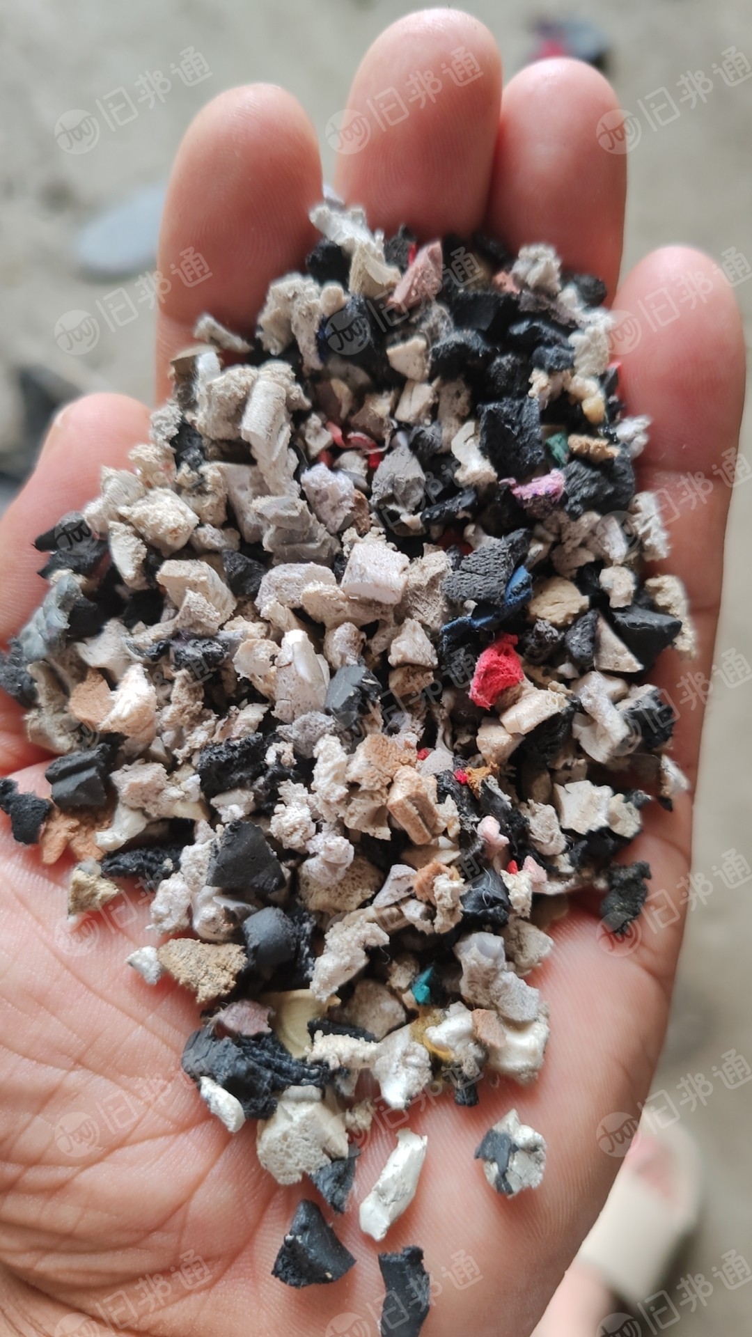 出售pvc垃圾鞋底破碎料,月供30吨,货再山东