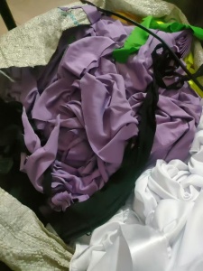 长期出售拉丝料，氨纶拉丝料，深色，月供30-50吨