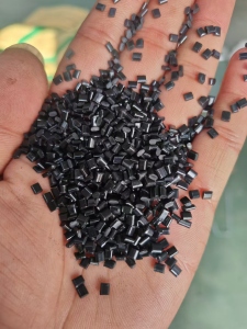 出售ABS颗粒，黑色过80目，也有100的，长期有货