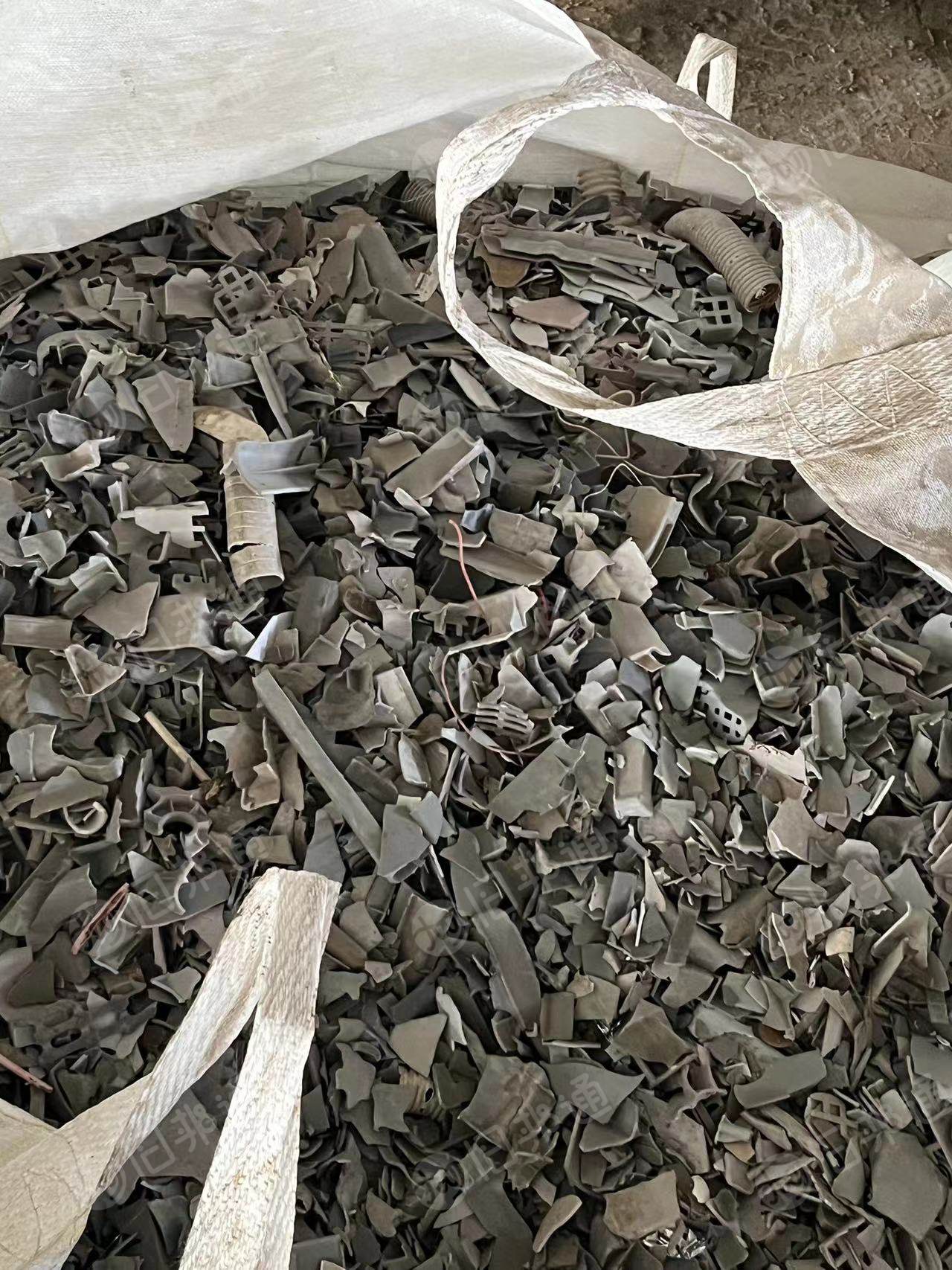 出售洗衣机破碎料,有白料,黑料,半透明跟灰白,月供一百多吨