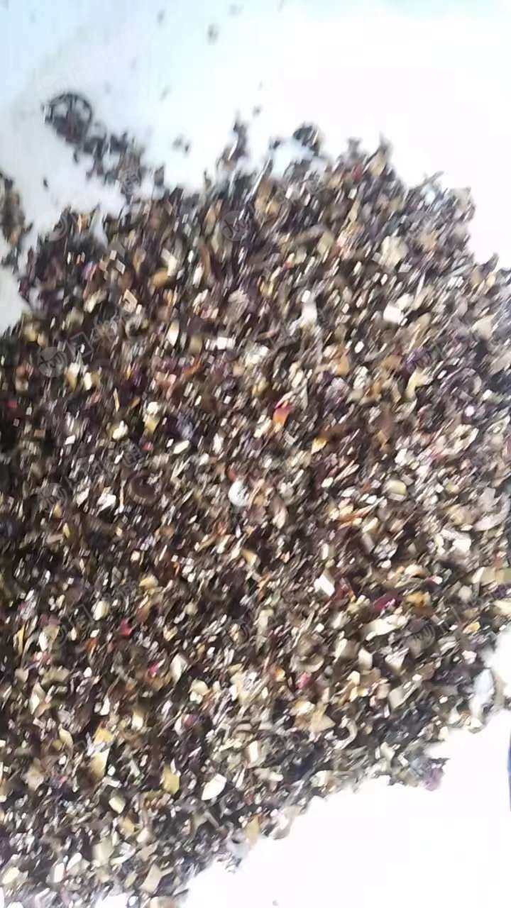 出售刨花料,铁50,铜15,钒2,铬8,钴3.9