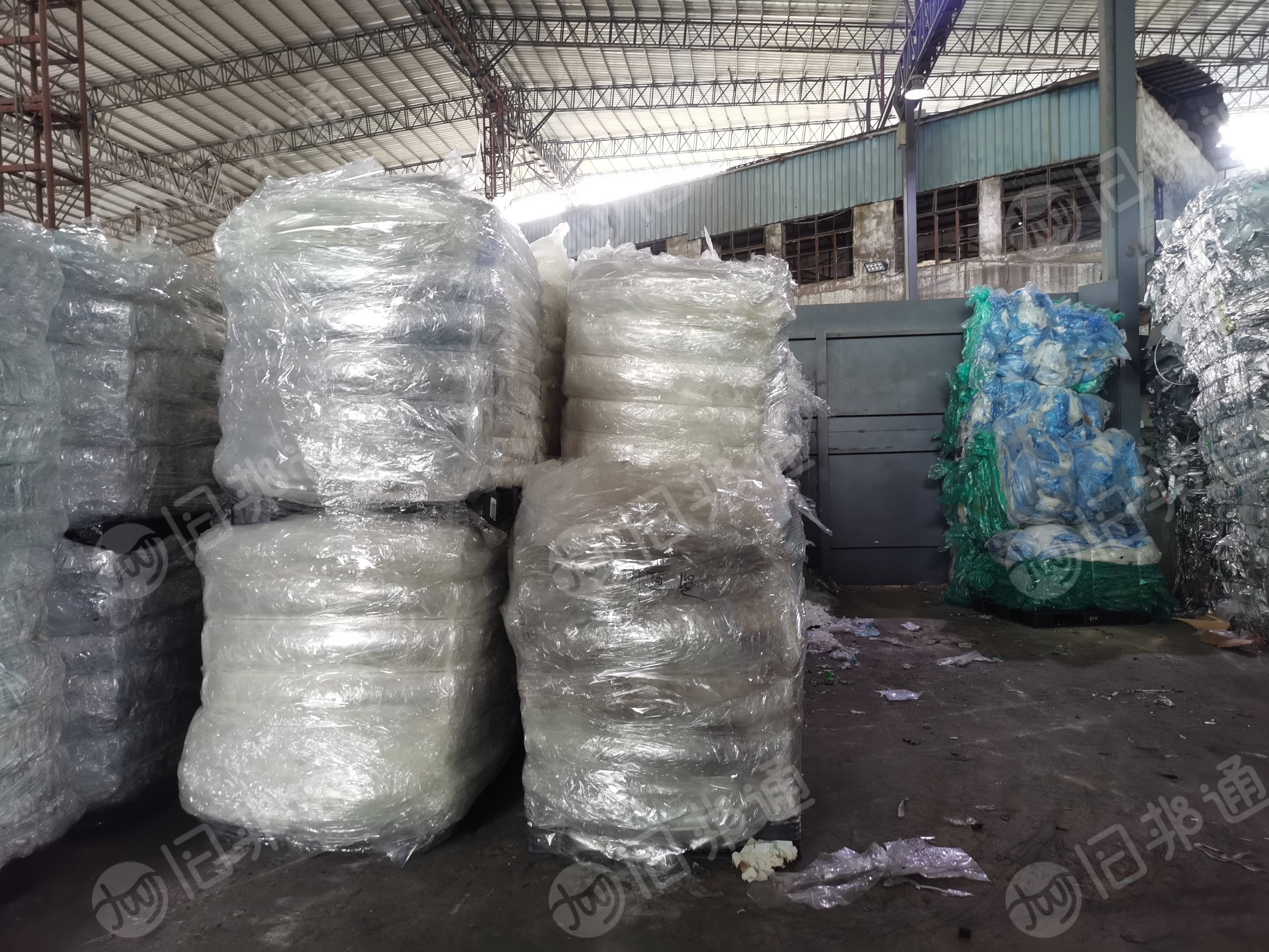 长期出售各种PET胶纸,胶水膜,pet轻胶膜
