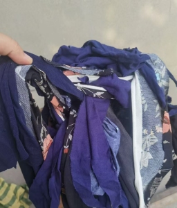 出售服装厂下脚料，废布条，纯棉跟涤棉材质，货在山东淄博