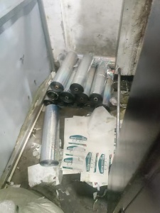 出售pet烫金膜，现货7吨左右，月供10几吨