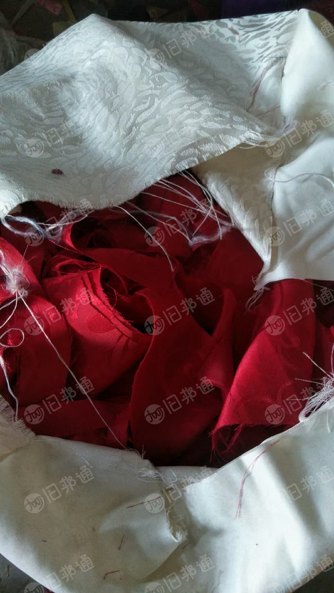 出售窗帘下脚料,纯涤纶下脚料,月供50吨