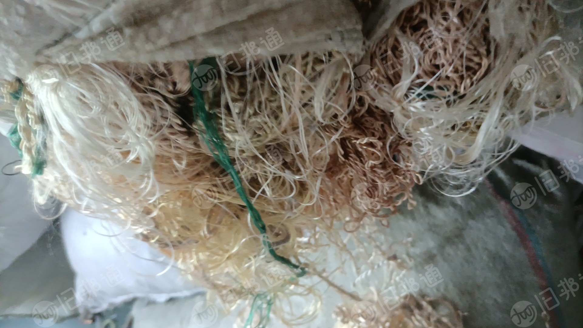出售杂色涤纶废丝,涤纶废料,开花用,货在浙江杭州