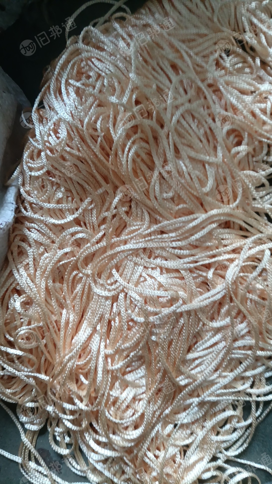 出售杂色涤纶废丝,涤纶废料,开花用,货在浙江杭州