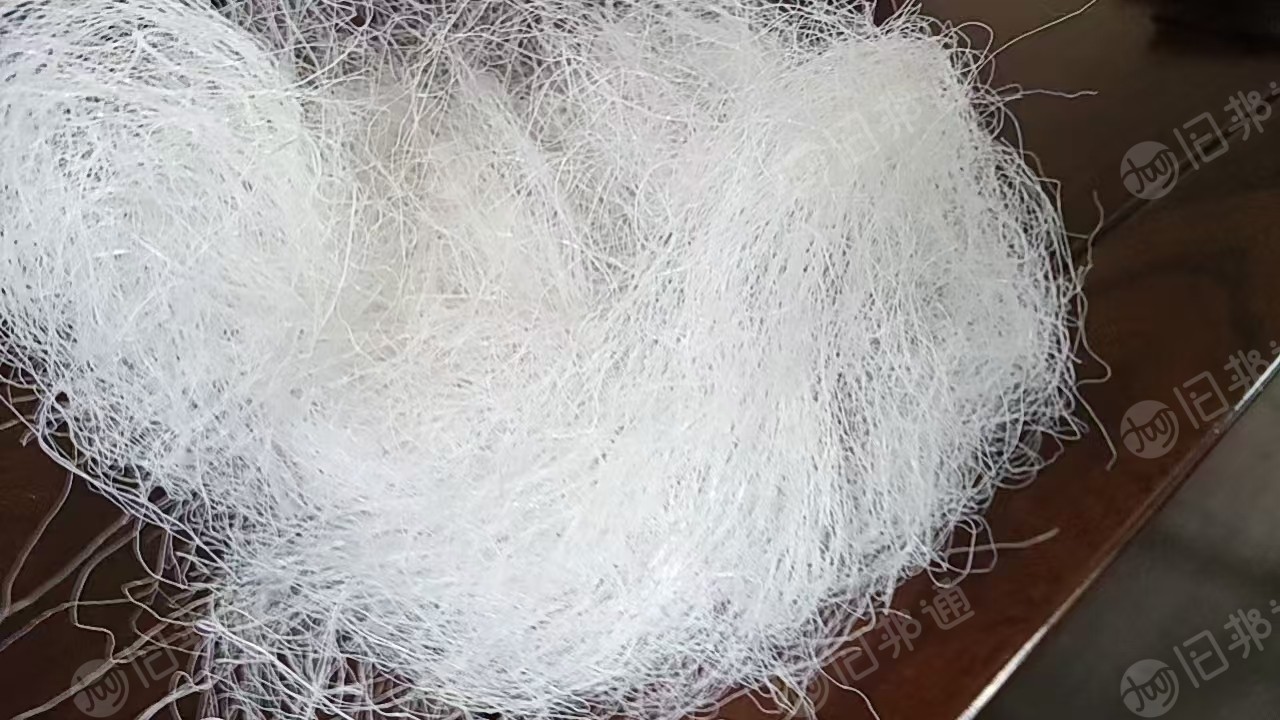 出售白色的涤丙混合丝,现货有十吨左右,厂在山东济南