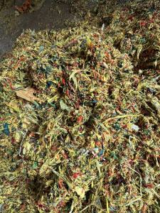 免费送蛋托厂打浆下来的纸厂废料