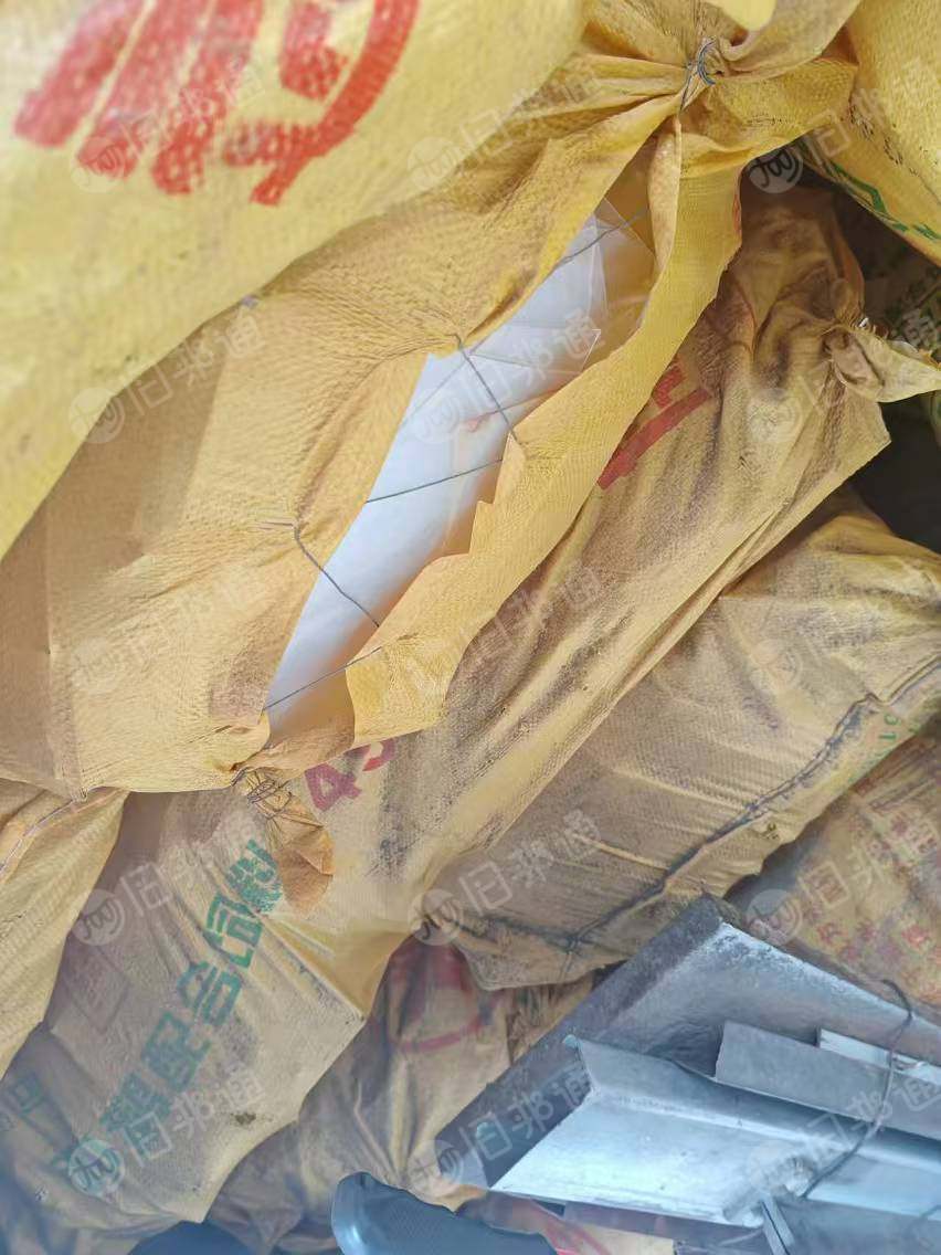 出售亚克力废料,电脑护屏边角料,长期有