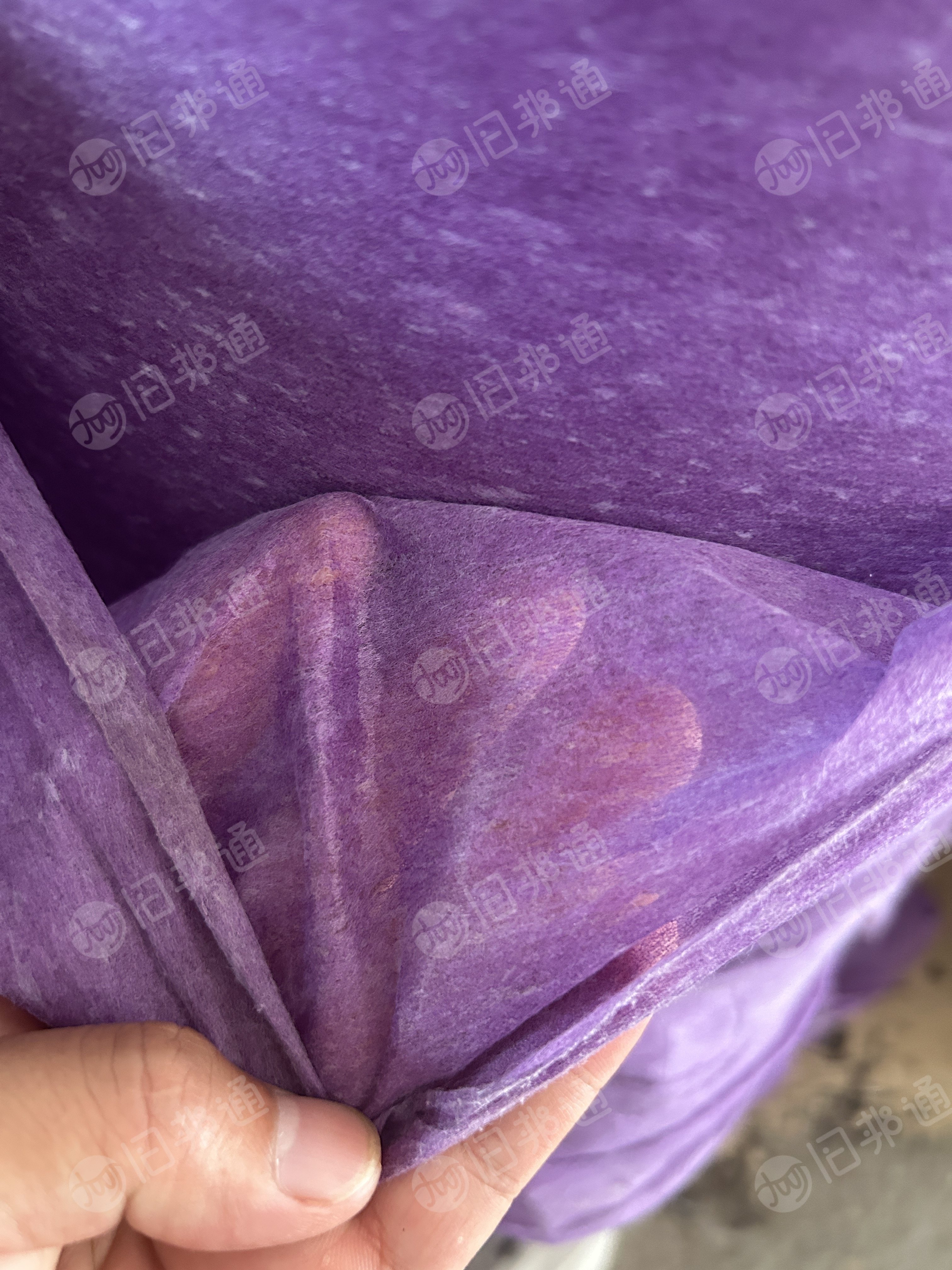 出售杂色纸布,货在广东东莞,低价出售