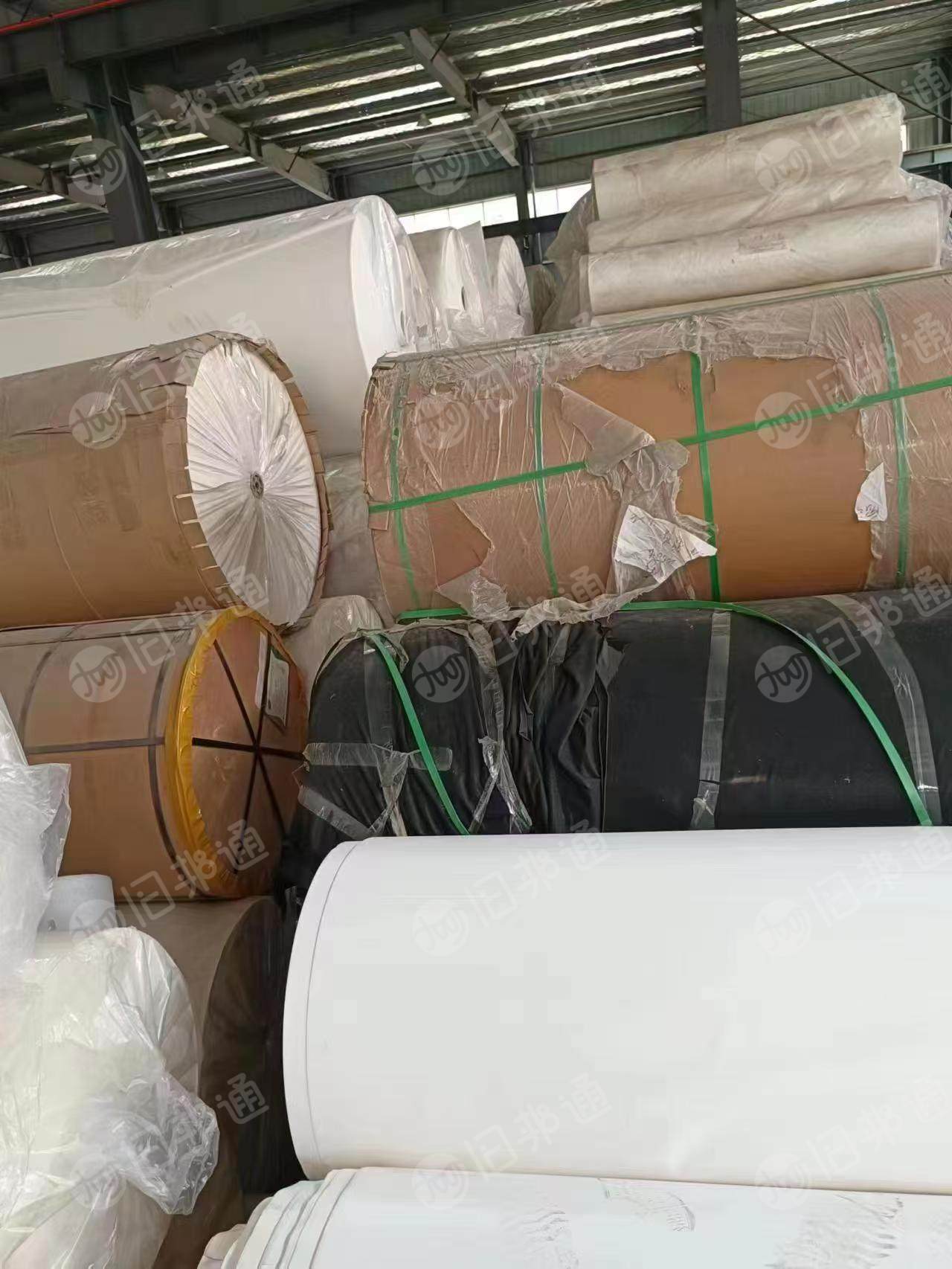 出售卷筒白卡纸,带膜的250克,无膜的200克