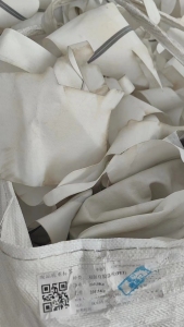 长期出售涤纶气囊布边料，双面带胶，月供150吨左右