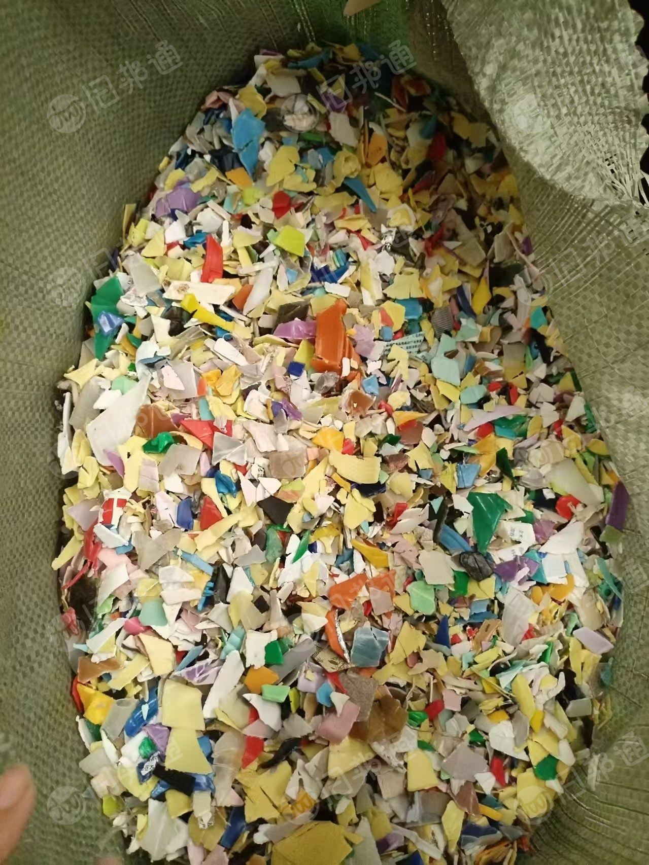 出售全漂纯串壶破碎料,瓶盖破碎料,清洗甩干,无水分,现货一挂车