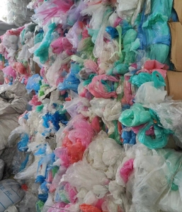 出售PE杂膜，已压包，长期有货