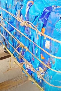 长期出售花乙压块，蓝桶压块，白乙压块