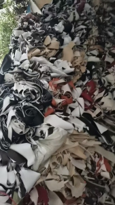 出售软质pvc毛料，现货10多吨，在四川广安