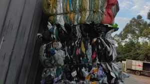 出售PE快递袋，现货6-7吨左右