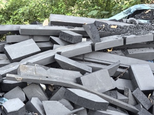 出售EVA边角料，每个月都有