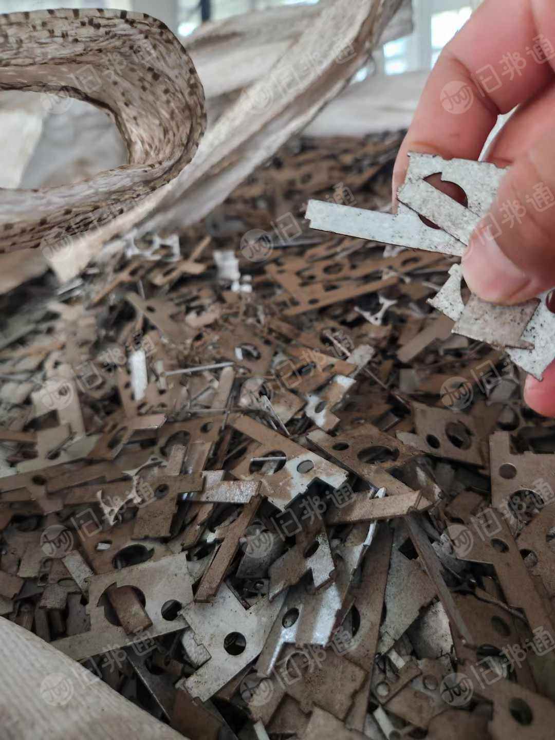 出售镀锌碎料,薄冲片,大量现货