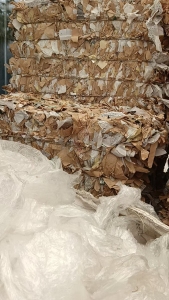 长期出售本色淋膜纸压包料