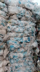 长期出售带胶的pe水洗高压膜