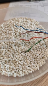 出售各种低压颗粒，HDPE颗粒