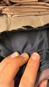 出售杂色化纤布，门幅1.5米，货在河北衡水